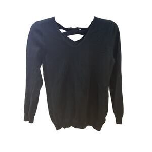 Love Ellie Mia Back Detail Sweater in Hunter Green size L